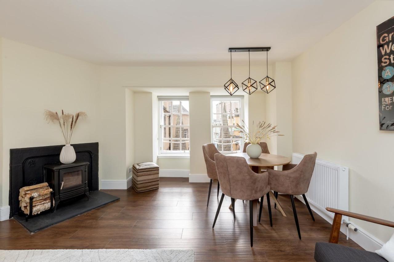 Apartmán Guestready - Elegant 2Br Period Flat In Oldtown Edinburgh Exteriér fotografie