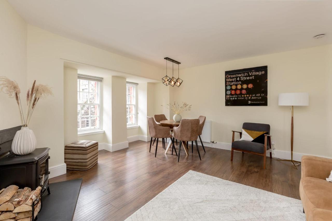 Apartmán Guestready - Elegant 2Br Period Flat In Oldtown Edinburgh Exteriér fotografie